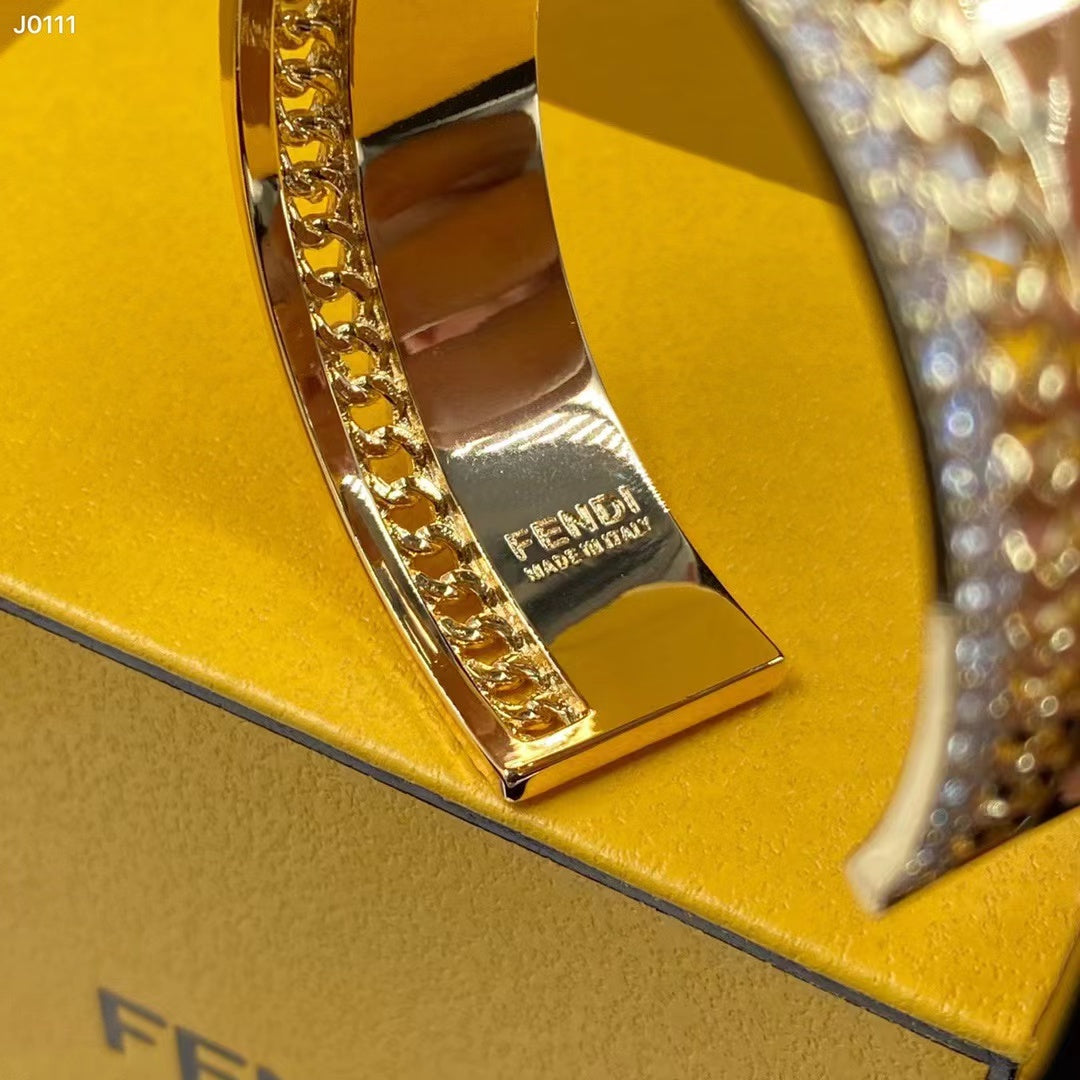 1F196KDE Stylish Bracelets