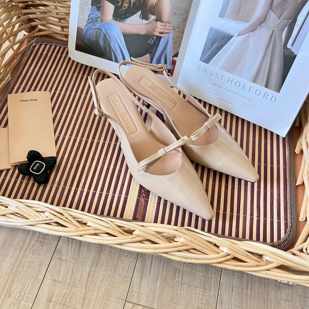 14A200ZDE Stylish High heels Heel height 5cm