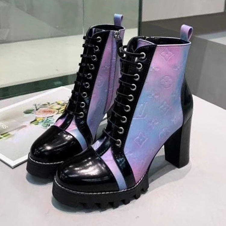 2E13ZDE Stylish Boots
