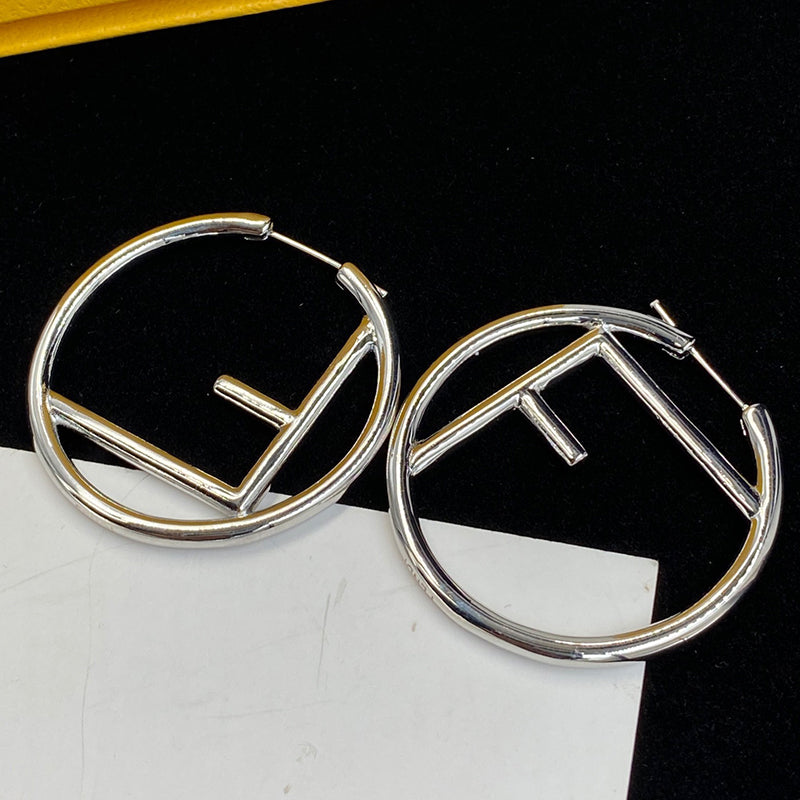 3F108EDE Stylish Earrings
