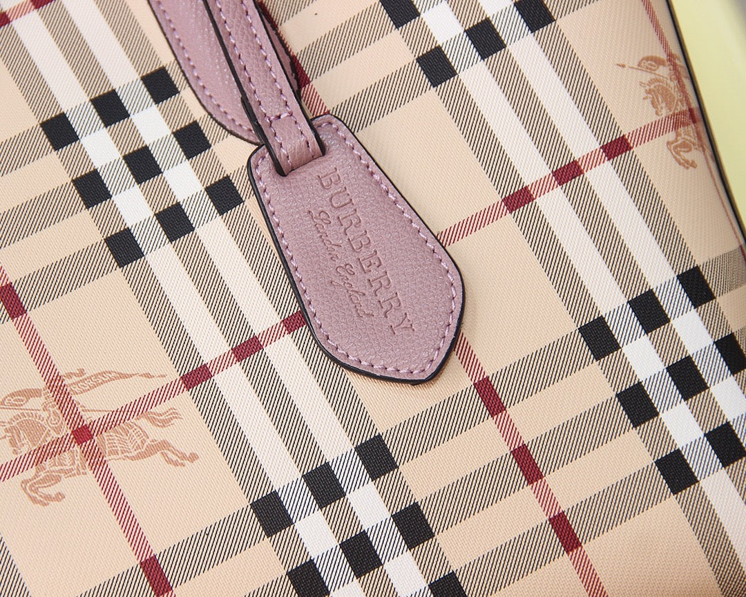 2XR267BDE Stylish leather bag 