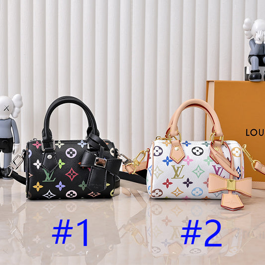 175XE2BDE Stylish leather bag