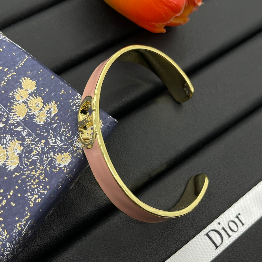 14D671KDE Stylish Bracelets