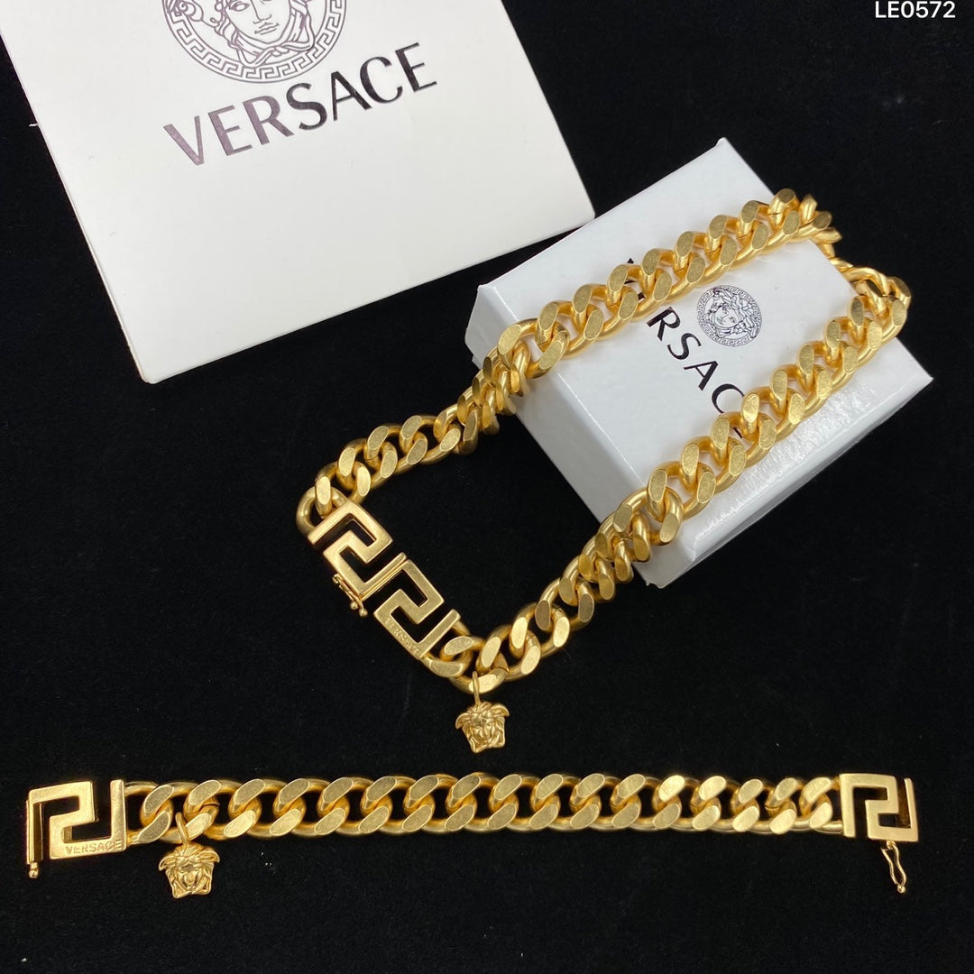 175RV61XDE Stylish Necklaces .  Bracelets