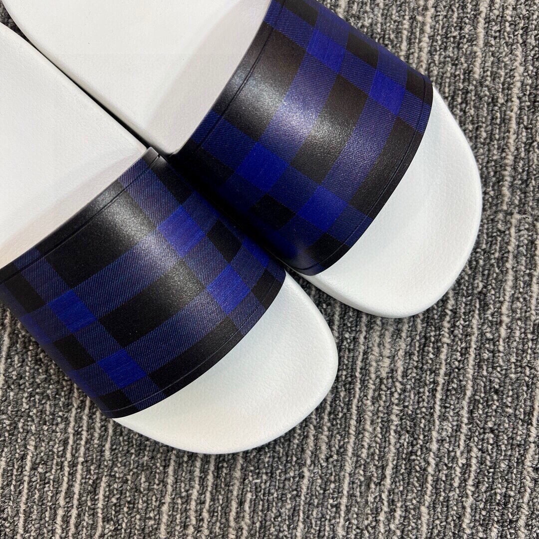 535ZR262ZDE Stylish Slippers