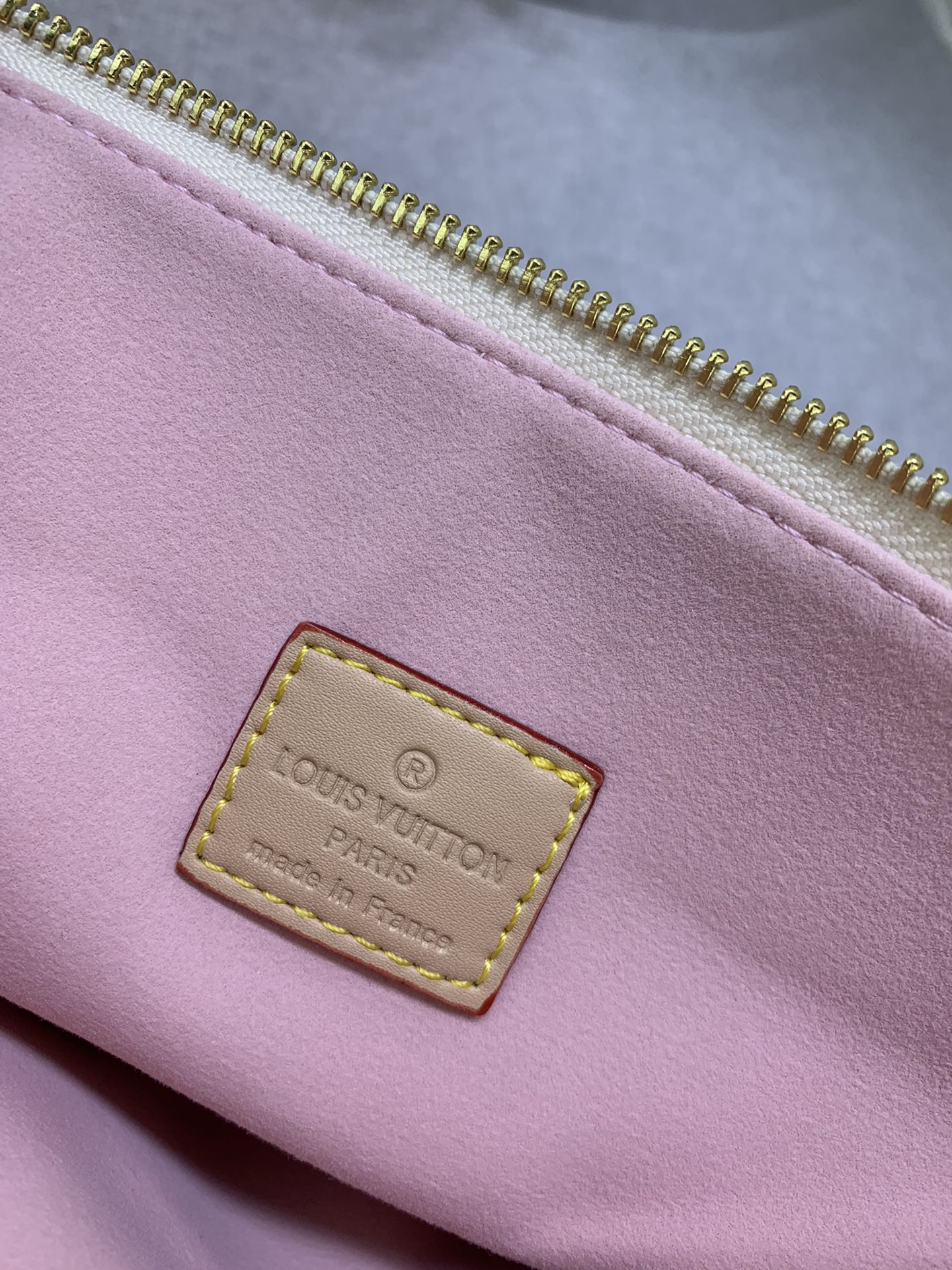 2XE40BDE Stylish leather bag 