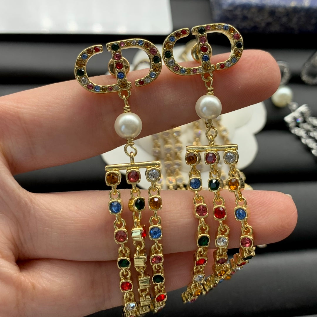 1ND202EDE Stylish Earrings