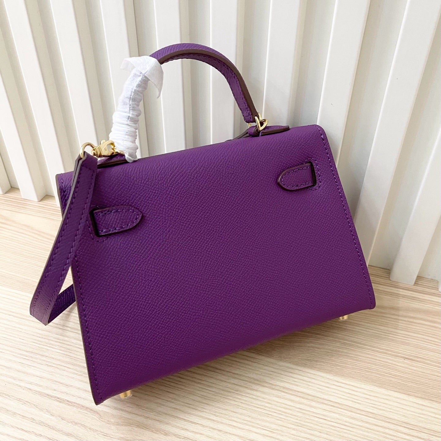 2WH26BDE Stylish leather bag