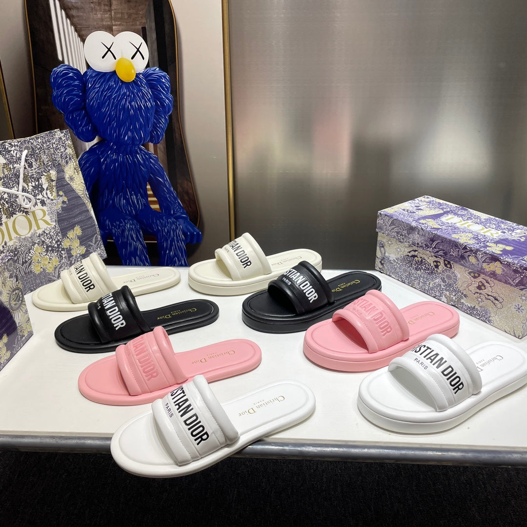 14D76ZDE Stylish slippers