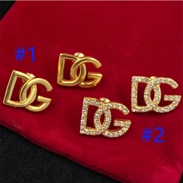 1XA588EDE Stylish Earrings