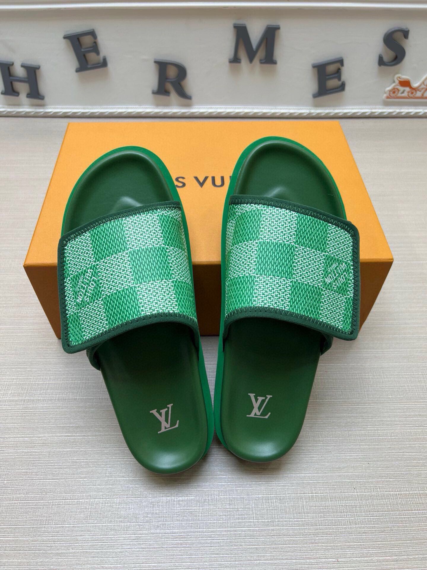 5LE208ZDE Stylish Slippers