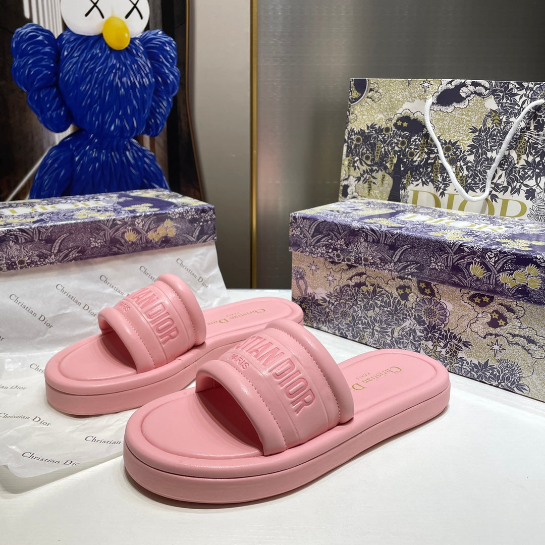 14D76ZDE Stylish slippers