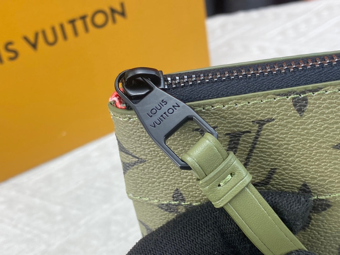 1XE400BDE Stylish leather bag