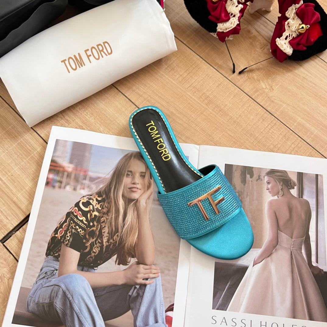 14A89ZDE Stylish Slippers