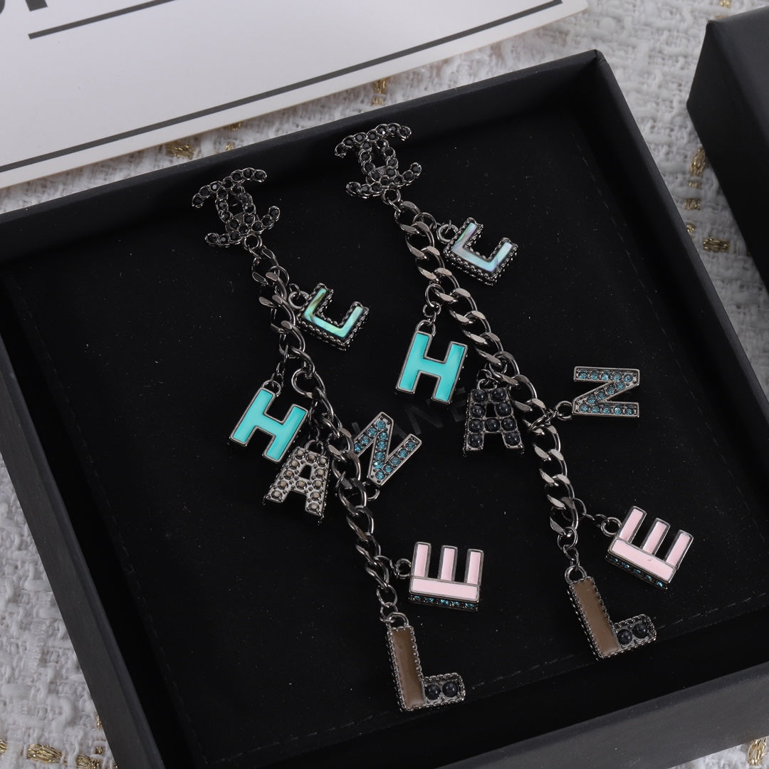 14C370EDE Stylish Earrings