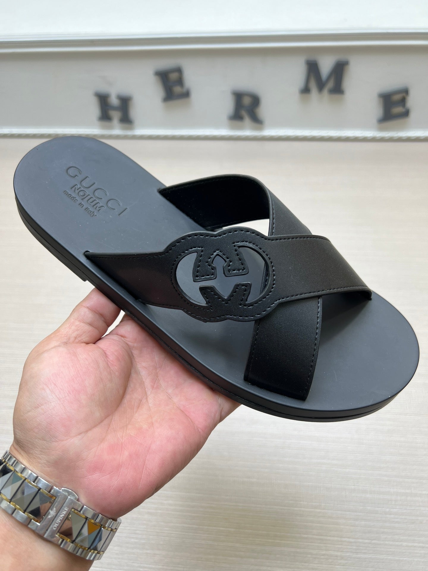 54B12ZDE Stylish slippers