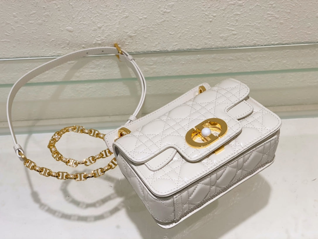 1XD373BDE Stylish leather bag 