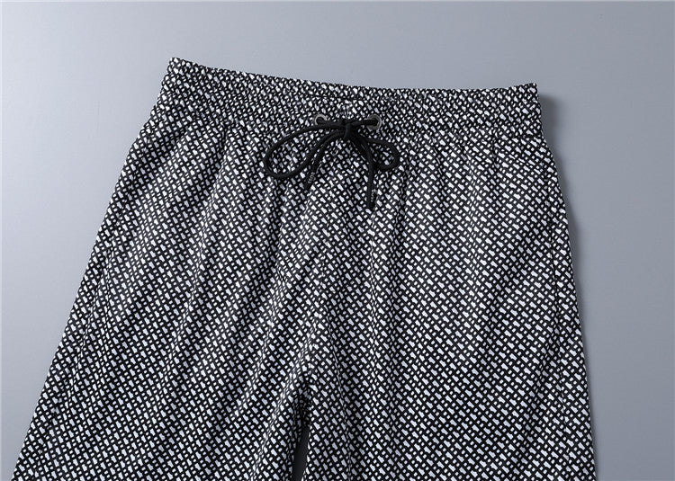 145RA67UDE Stylish shorts