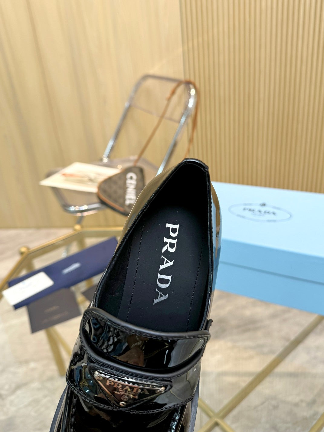 285ZPD63ZDE Stylish leather High heels