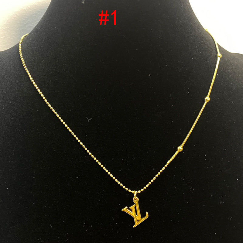 14E654KDE Stylish Necklaces