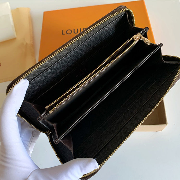 1E04BDE Stylish leather wallets