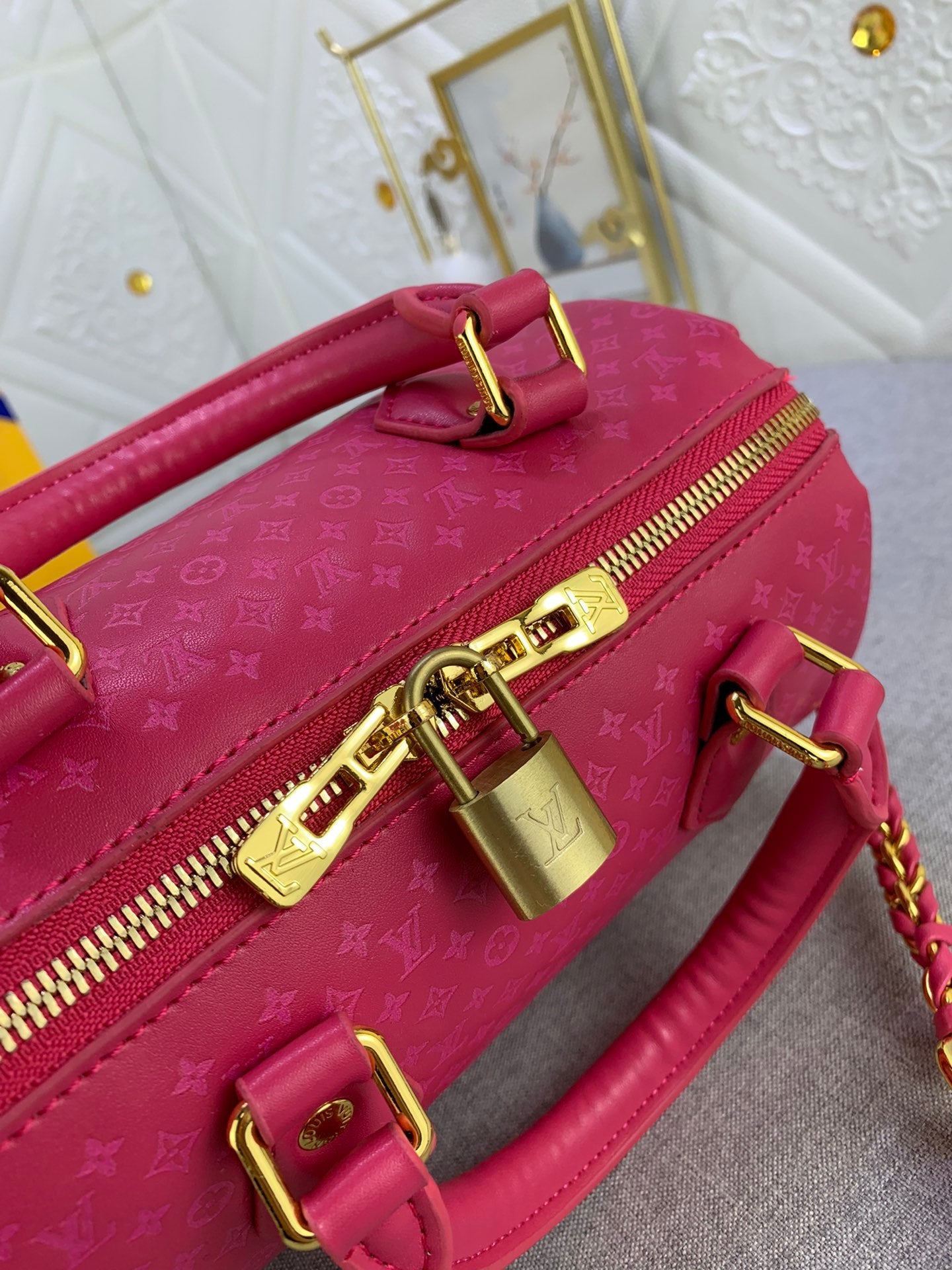 1XE143BDE Stylish leather bag 