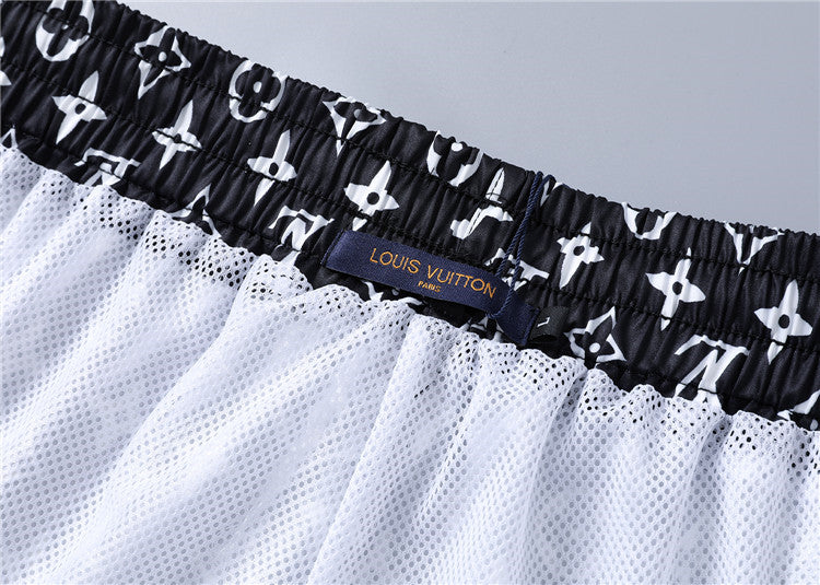 145RE102UDE Stylish shorts