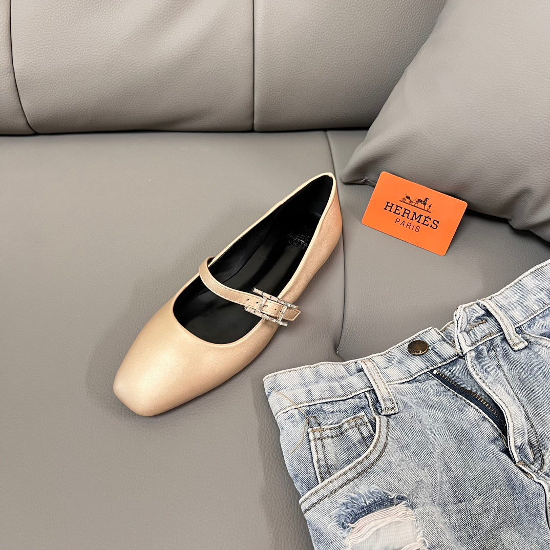 1JE1ZDE Stylish leather  boots