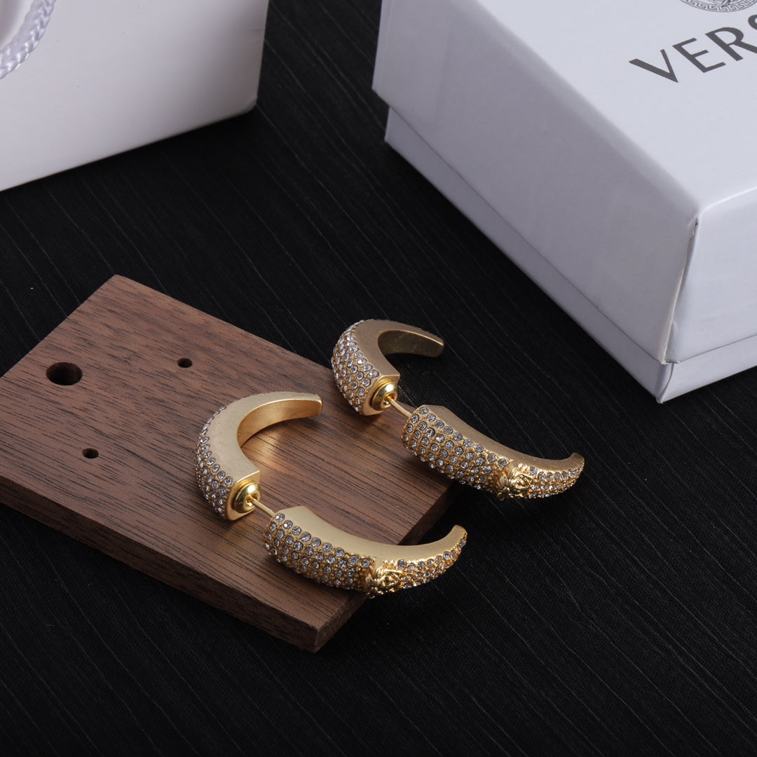 1NV66EDE Stylish Earrings