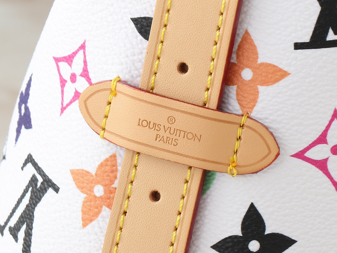 1WE63BDE Stylish leather bag