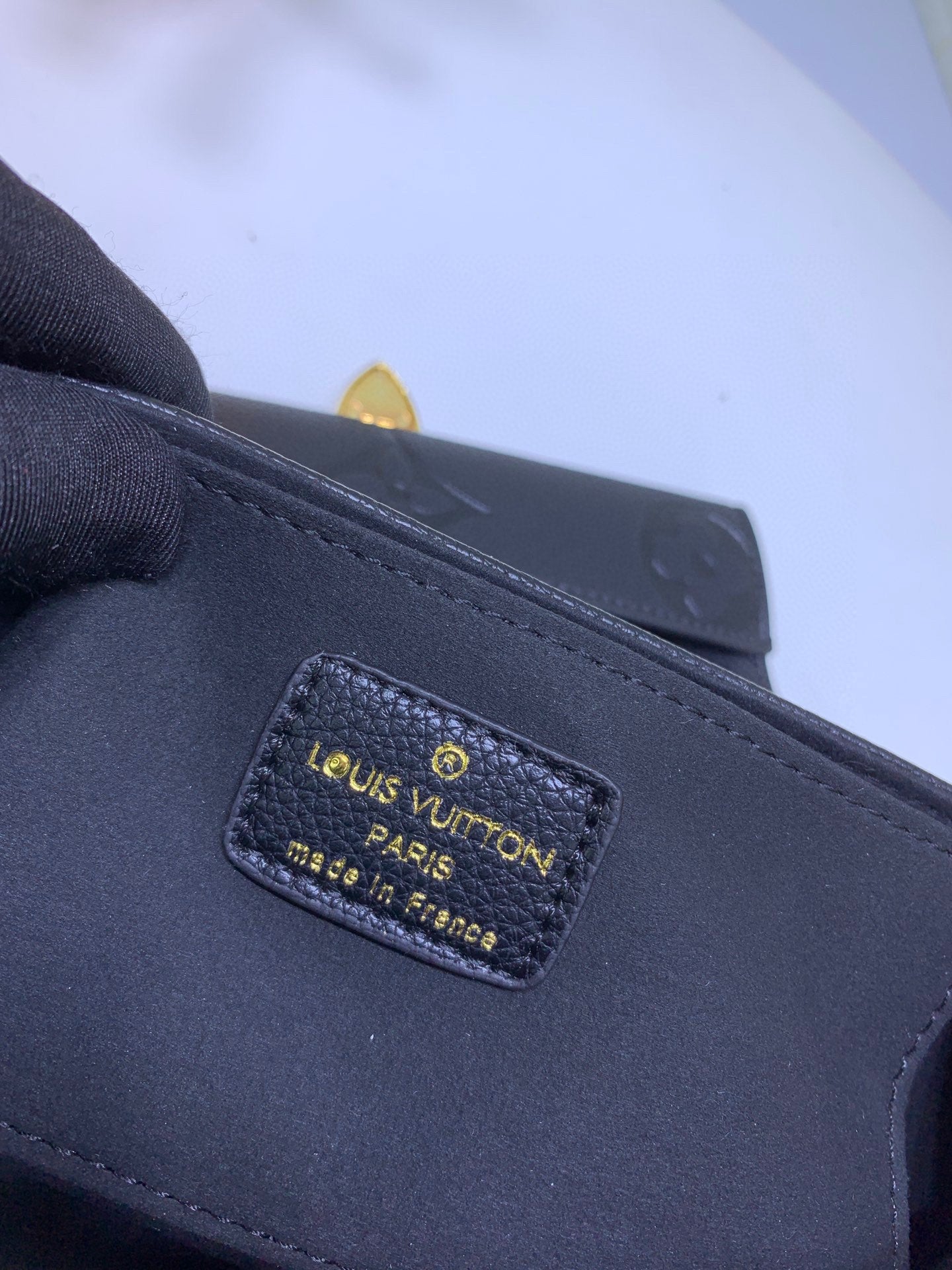 2XR363BDE Stylish leather bag 