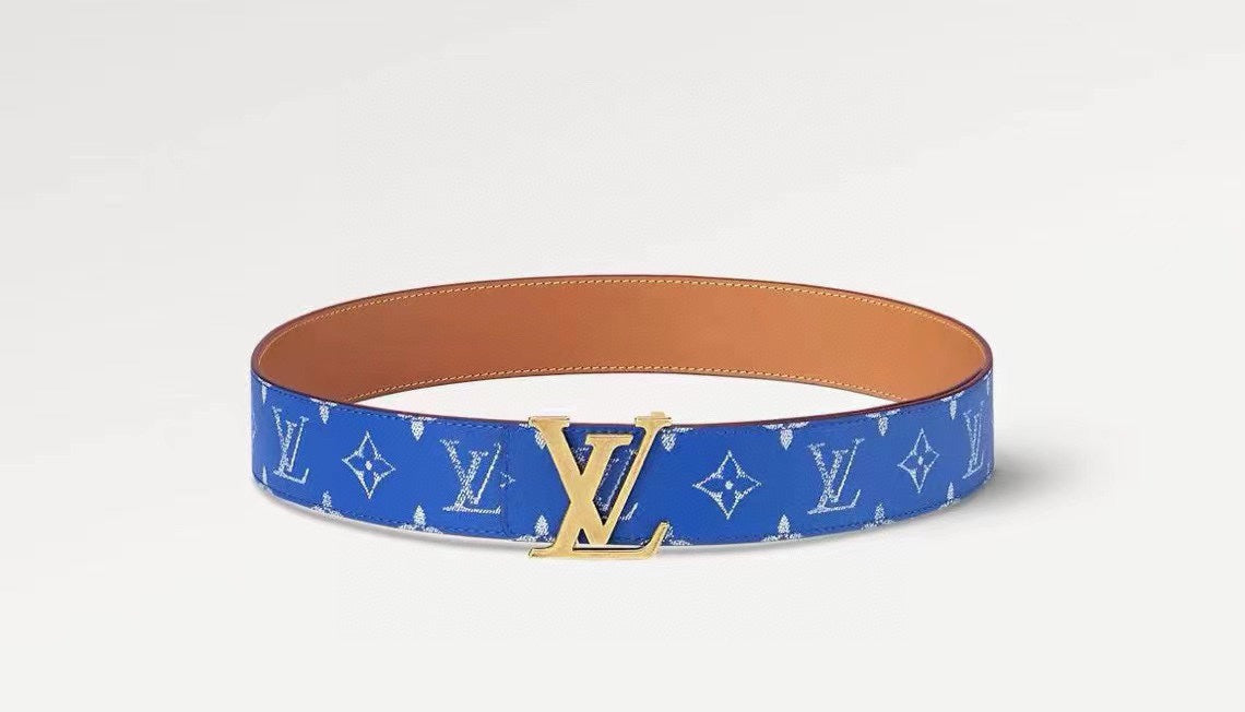 14E131PDE Stylish  High quality belt With full package