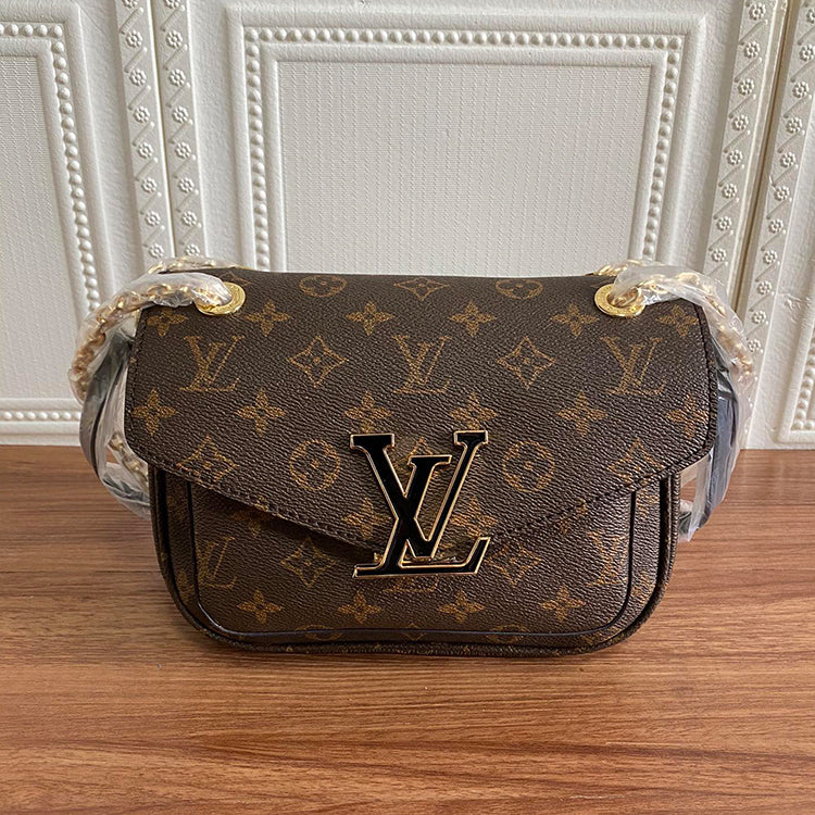 1E55BDE Stylish leather bag 
