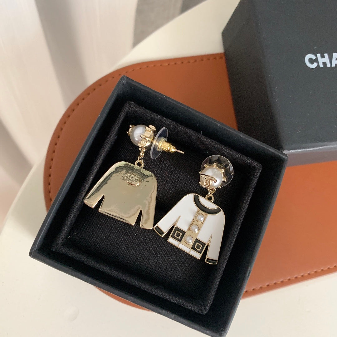 1YC282EDE Stylish Earrings