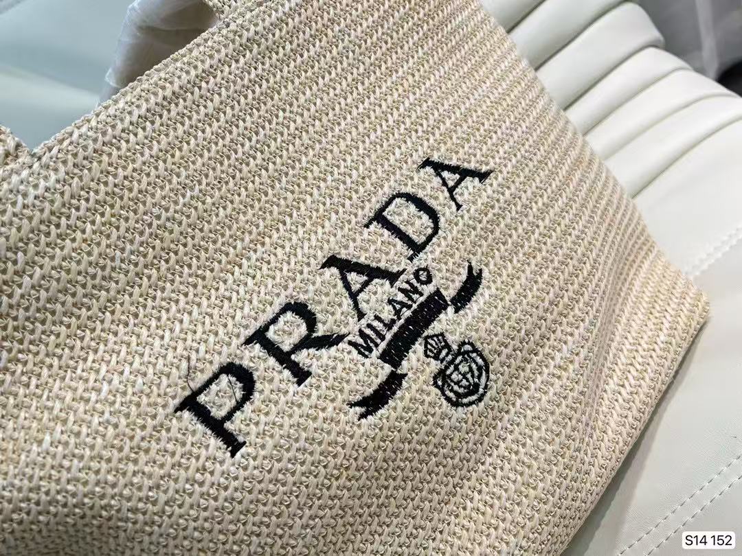 155NPD3BDE Stylish Woven bag