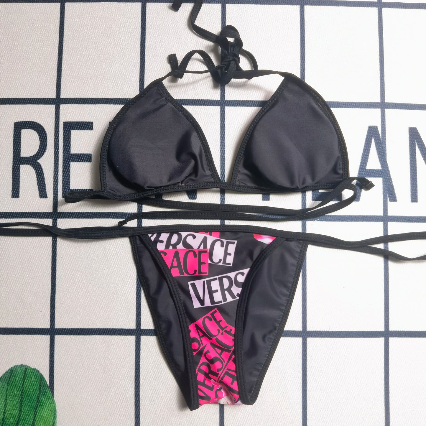 14V1YDE Stylish  Bikini swimsuit