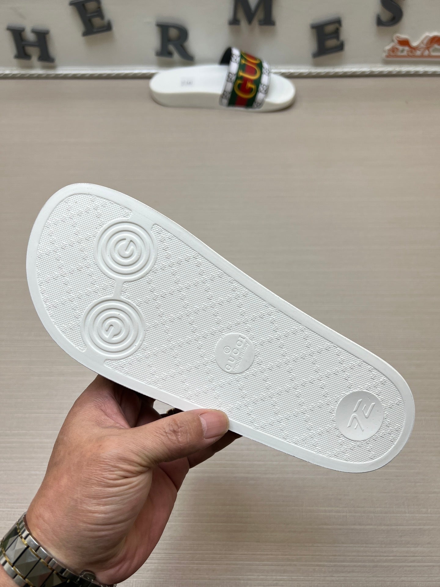 5LB232ZDE Stylish Slippers