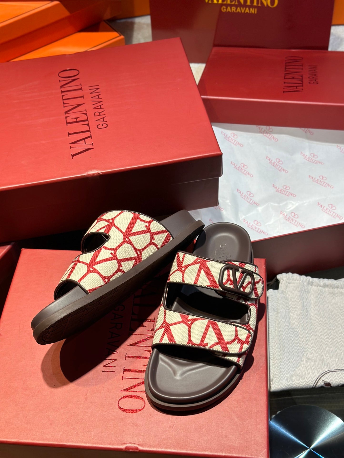 14VL210ZDE Stylish Slippers