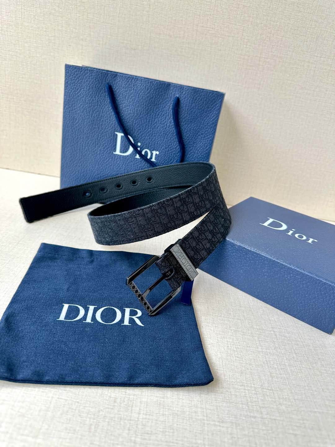 1WD156PDE Stylish  High quality belt With full package