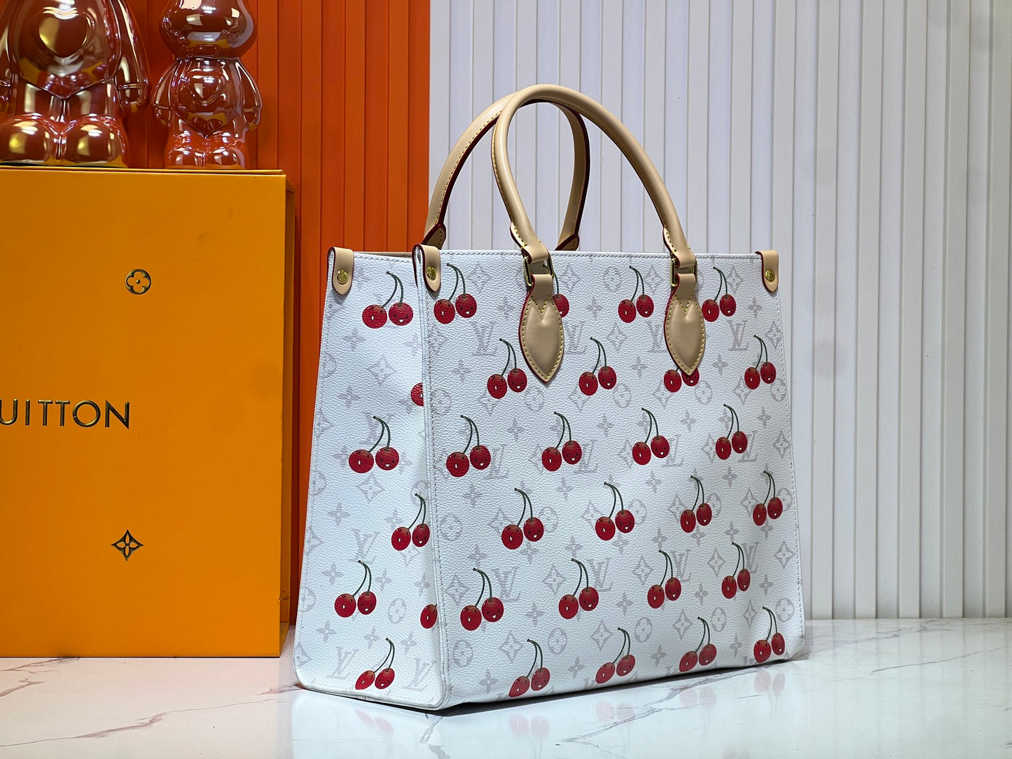 155NE14BDE Stylish leather bag