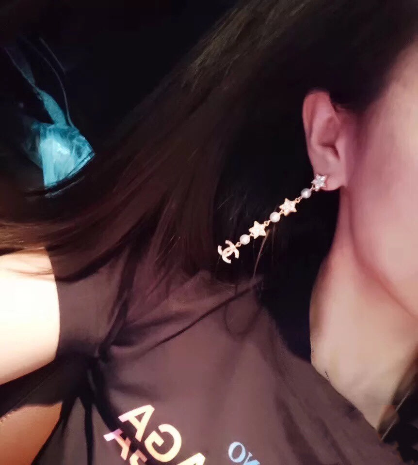 1YC302EDE Stylish Earrings