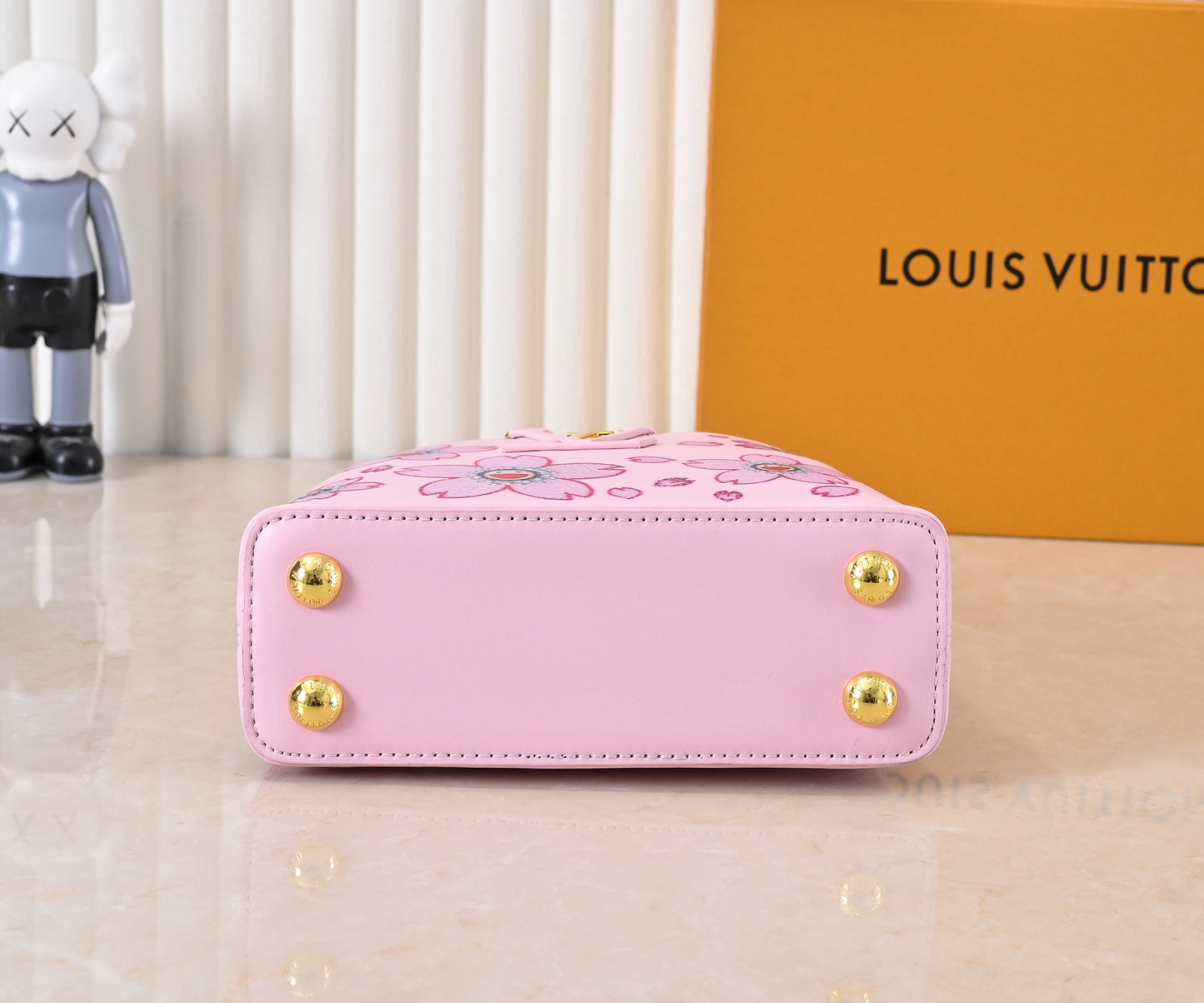 155NE42BDE Stylish leather bag