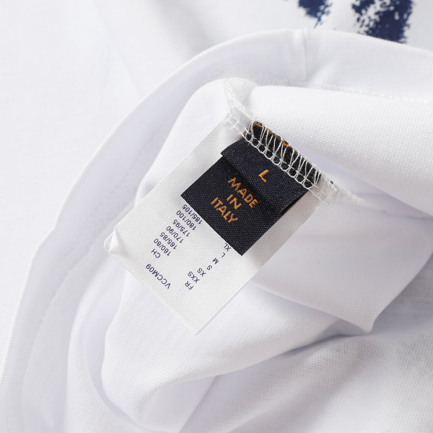 1ZE545UDE Stylish  T-shirts