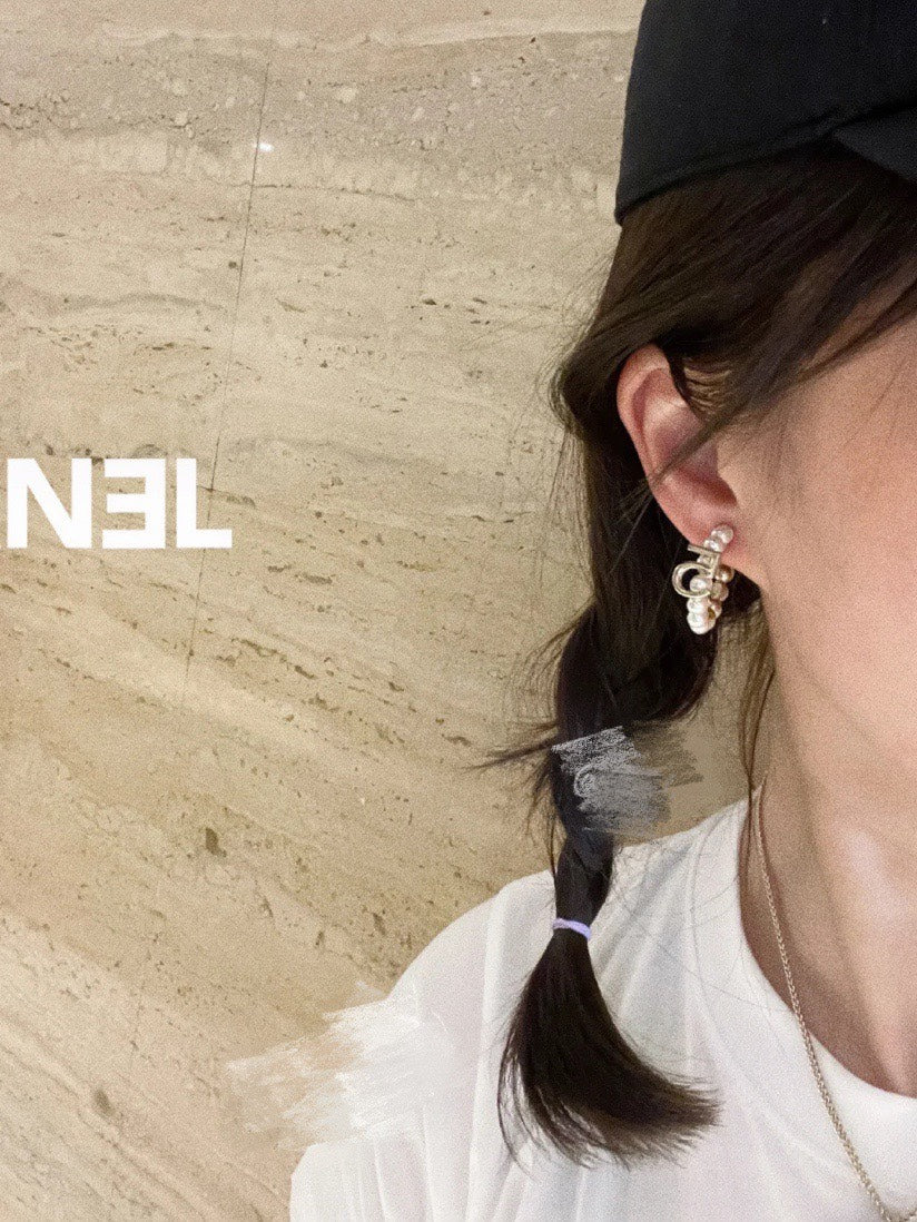 1YC271EDE Stylish Earrings