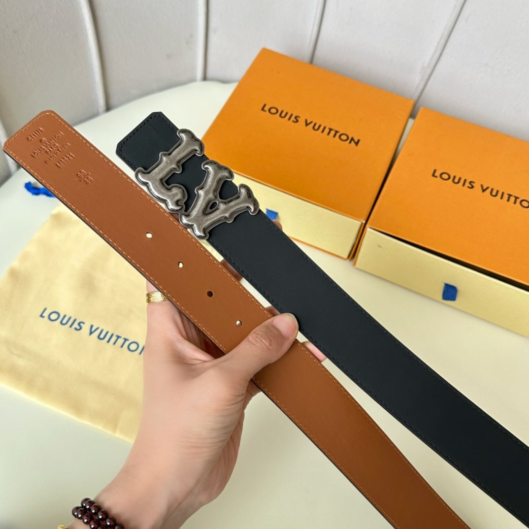14E23PDE Stylish  High quality belt With full package