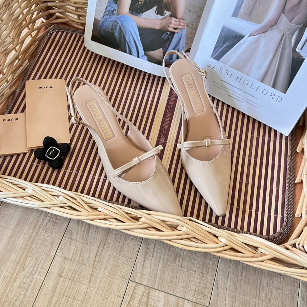 14A200ZDE Stylish High heels Heel height 5cm