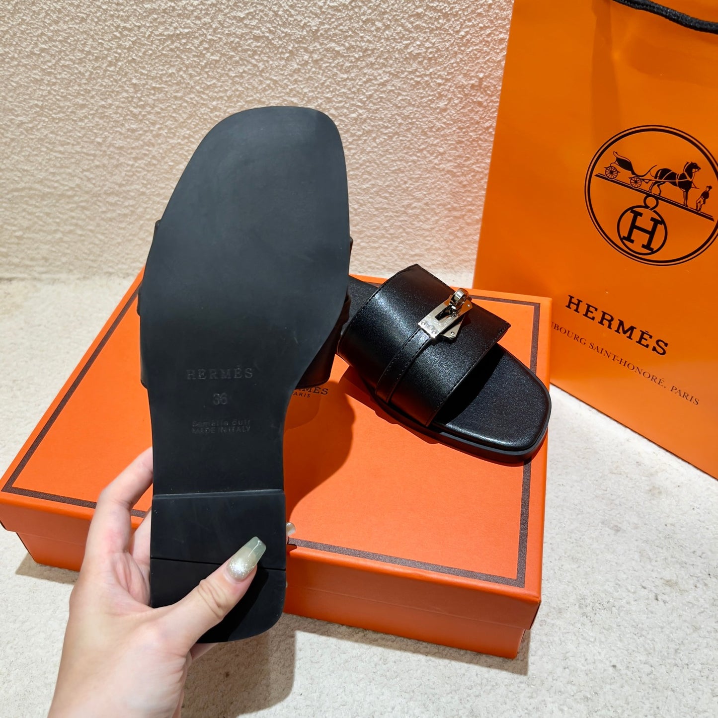 14H201ZDE Stylish Slippers