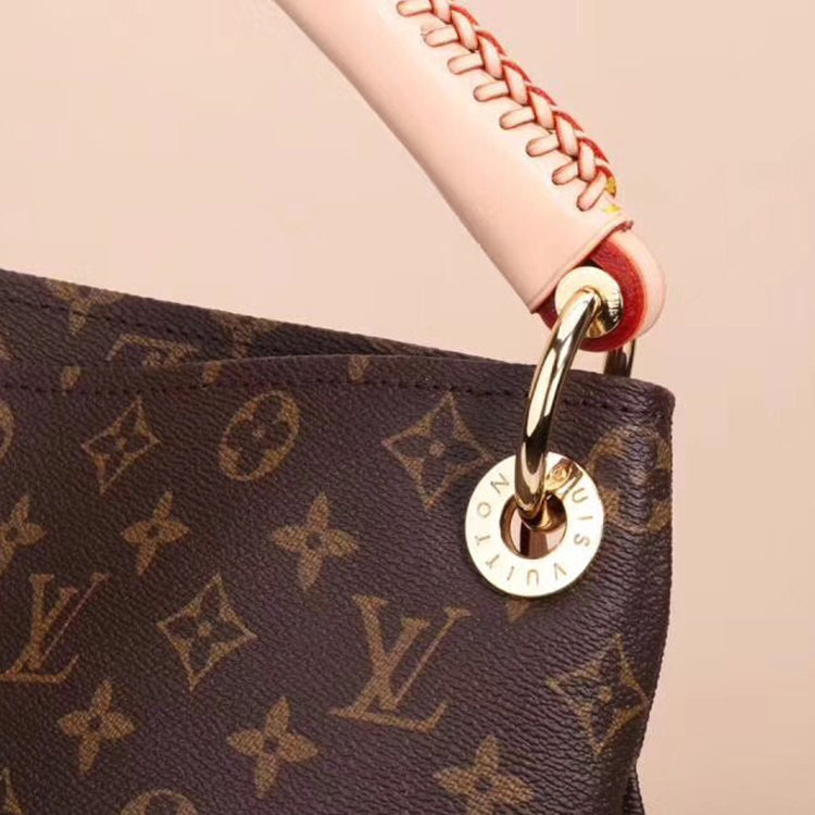 2E01BDE Stylish leather bag 