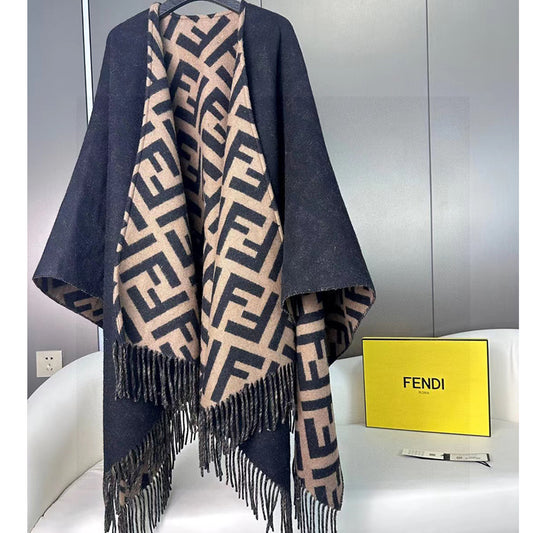 175RF53WDE Stylish cape
