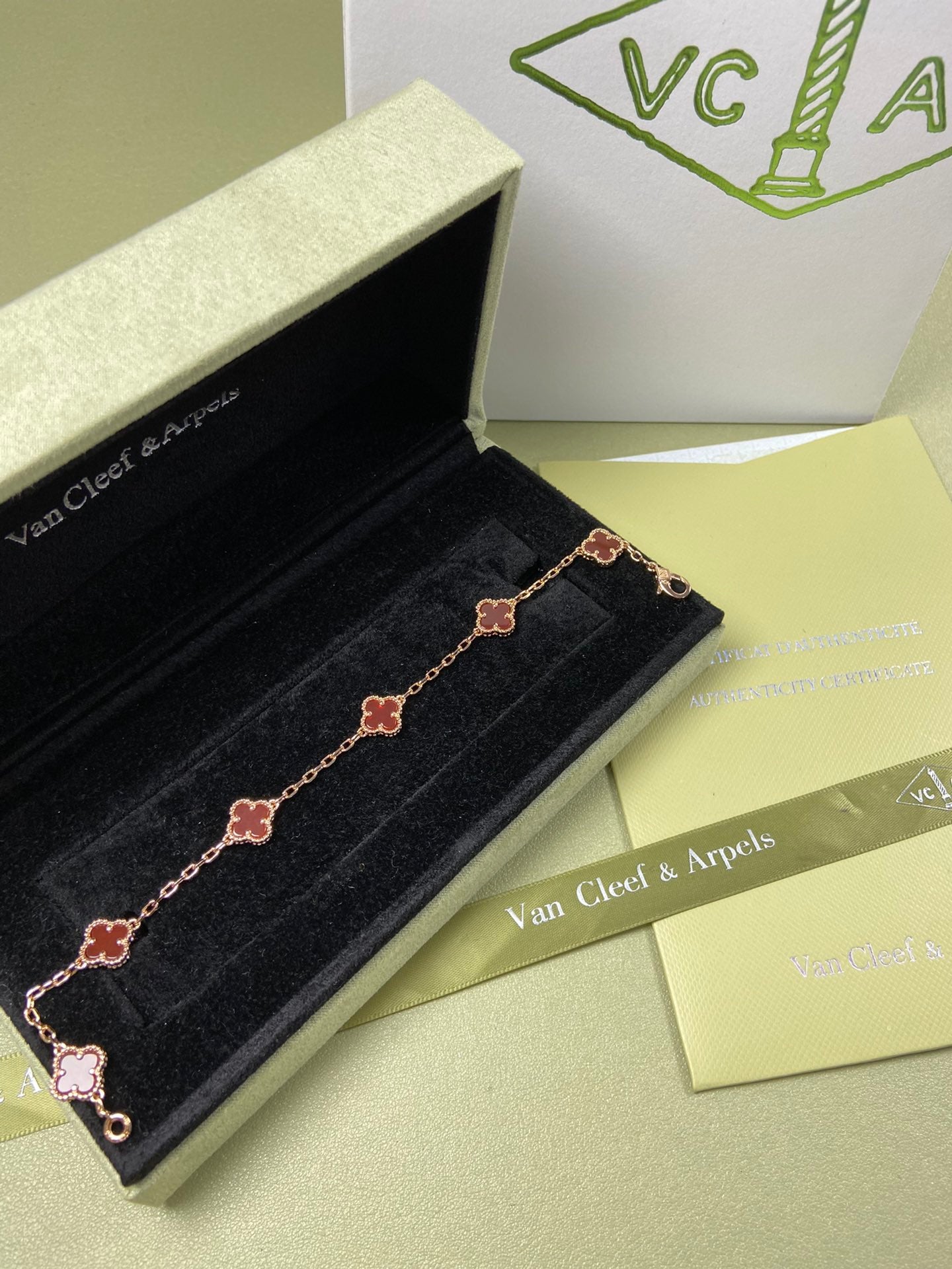 5XVA183KDE Stylishbracelets 6 flowers mini size 0.9cm flower